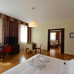 Guglielmo Otel 4*