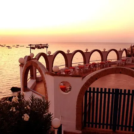 Hotel Guglielmo 4*