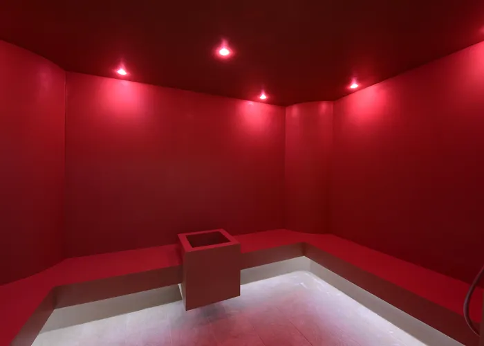 古列尔莫酒店 4*