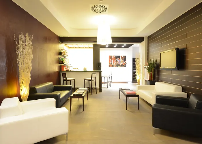 古列尔莫酒店 4*