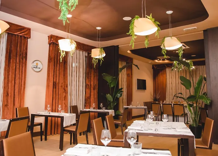 古列尔莫酒店 4* 卡坦扎罗