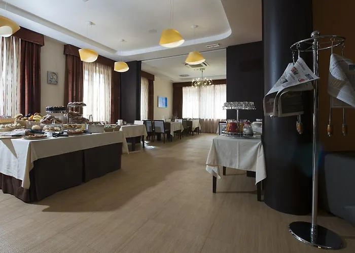 古列尔莫酒店 卡坦扎罗