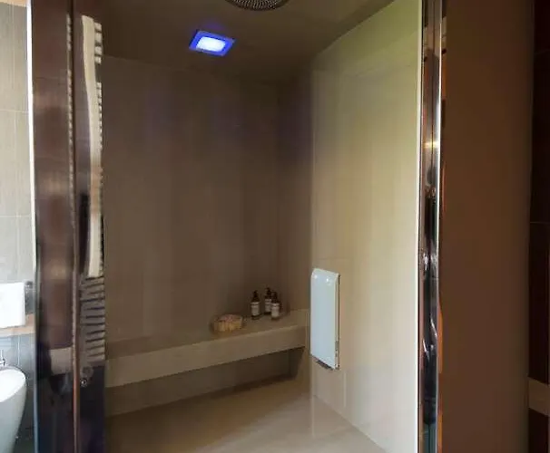 Guglielmo מלון קטנזארו